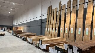 Renovated and Expanded WOODLINE Showroom in Kaunas Renovated and Expanded WOODLINE Showroom in Kaunas